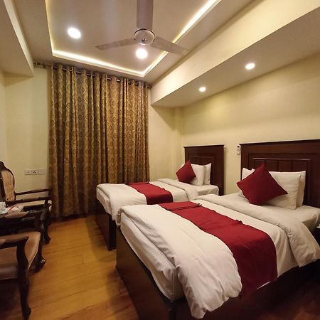 Diplomat Hotel Islamabad Eksteriør bilde