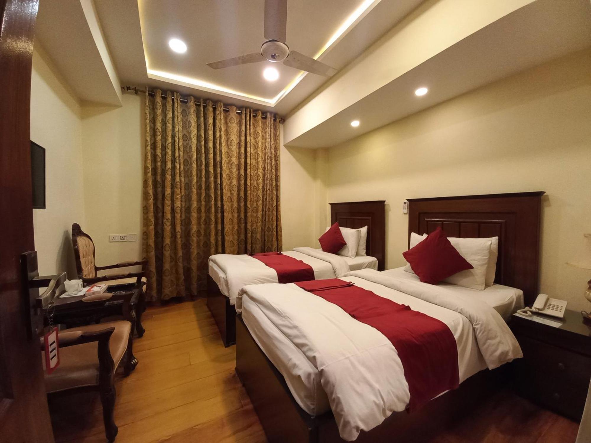 Diplomat Hotel Islamabad Eksteriør bilde