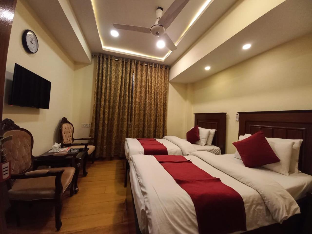 Diplomat Hotel Islamabad Eksteriør bilde